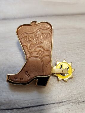 Rare Walmart Lapel  Pin Cowboy Boot with Spinning Spur  Leather Spinning Smiley